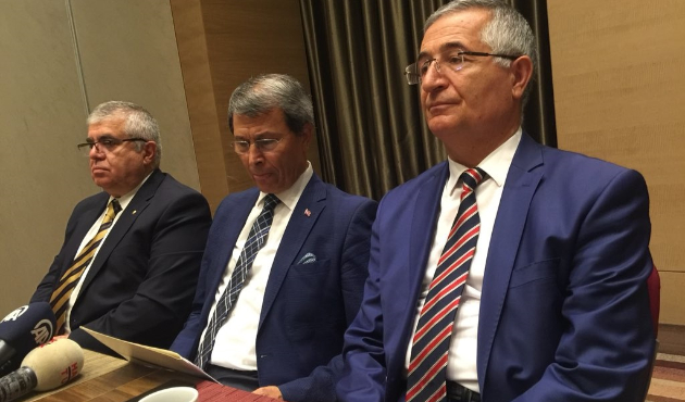 İYİ Parti'de  Yusuf Halaçoğlu, Nevzat Bor, Özcan Yeniçeri istifa etti