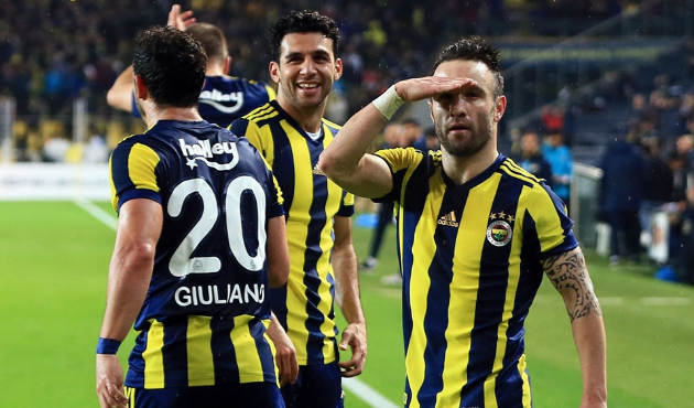 İşte Fenerbahçe'nin Benfica maçı 11'i...