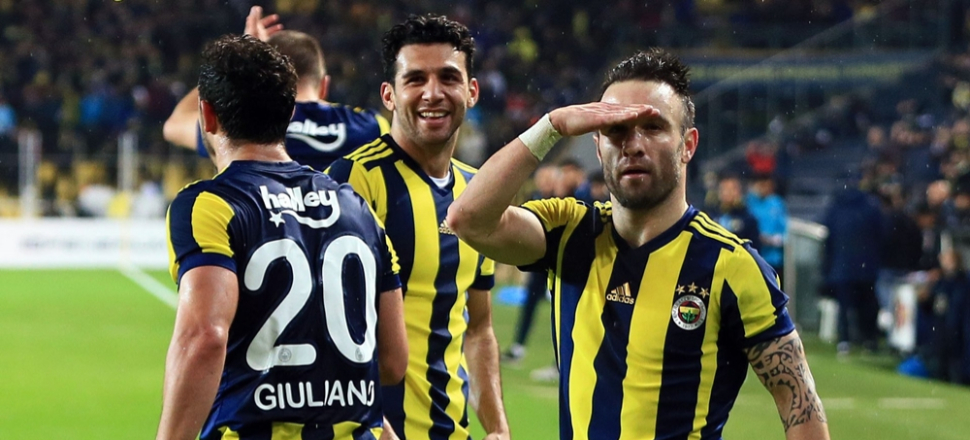 İşte Fenerbahçe'nin Benfica maçı 11'i...
