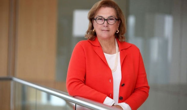 Güler Sabancı'dan Bakan Albayrak'a tam destek...
