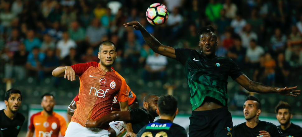 "Futbolda topa kafa vurmak yasaklansın"