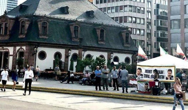 PKK işbirlikçileri Frankfurt'ta çadır kurdu!