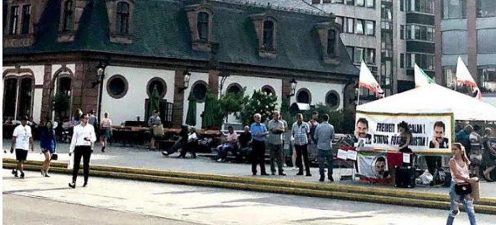PKK işbirlikçileri Frankfurt'ta çadır kurdu!
