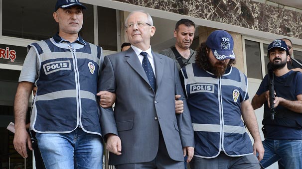 Orgeneral Huduti  o cezaevine götürüldü