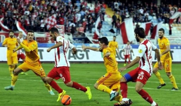Kayserispor lige 3 puanla başladı...