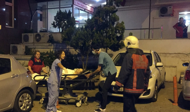 İstanbul'da hastanede korkutan yangın...