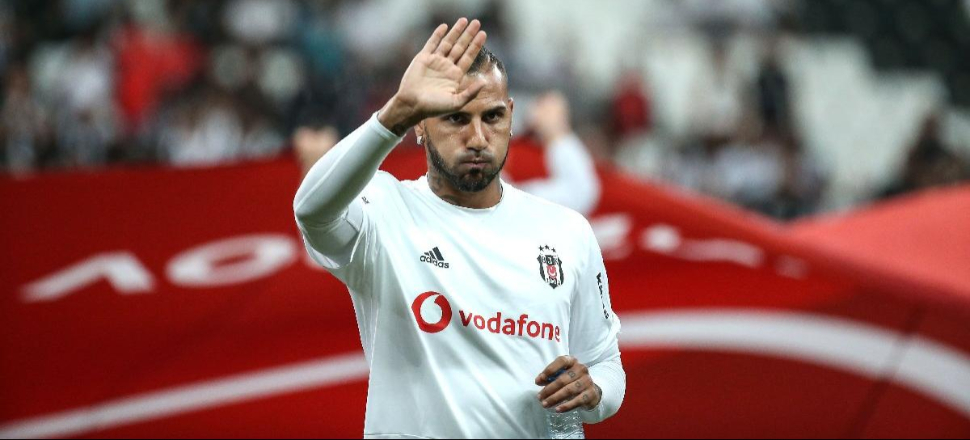 Beşiktaş'ta şok ayrılık! Quaresma biletini aldı