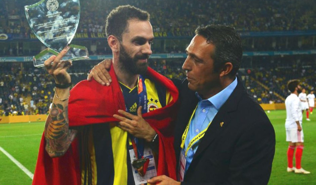 Ali Koç'tan Ramil Guliyev'e plaket!