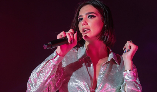 Dua Lipa, Türk hayranlarıyla tanıştı