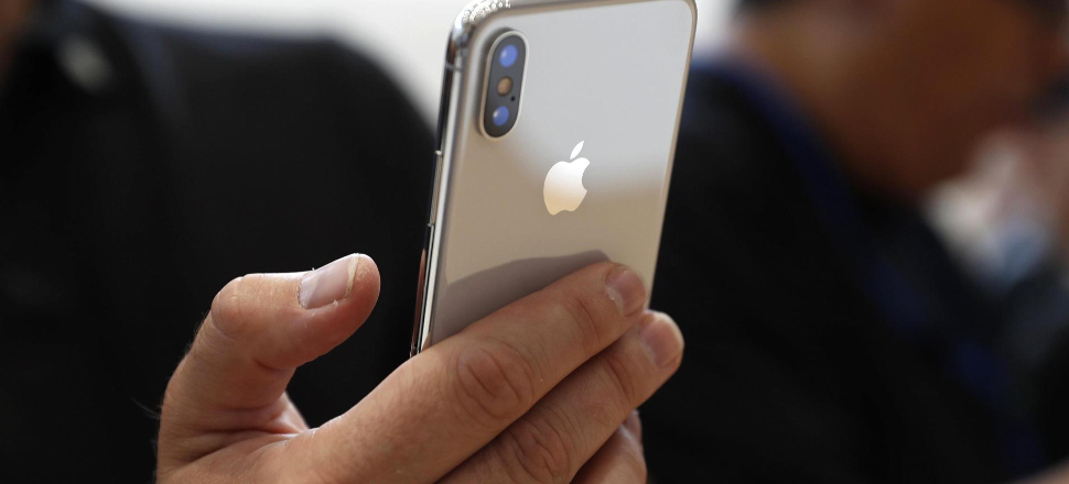 "iPhone'u sadece FETÖ'cüler kullanacak!"