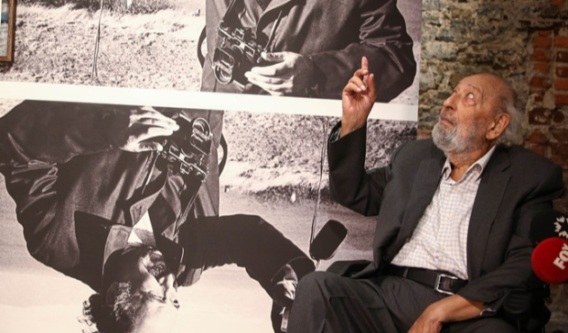 Usta fotoğrafçı Ara Güler Müzesi açıldı...