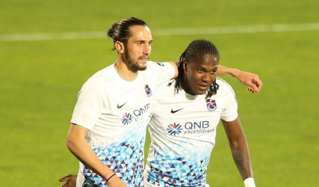 Galatasaray'da sürpriz transfer girişimi!