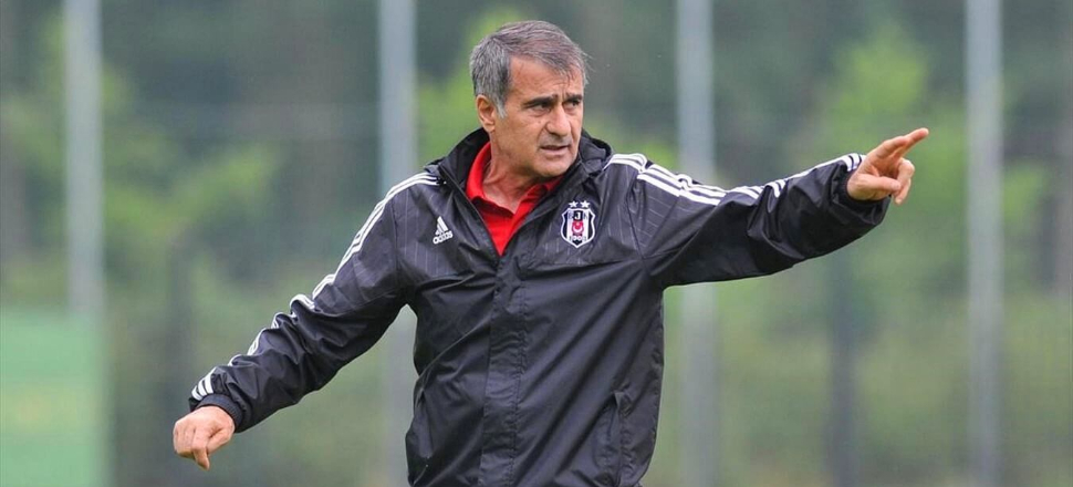 Şenol Güneş soyunma odasında fena patladı!