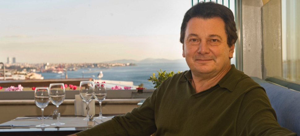 "Yediğin yemekten verdiğin oyu bilirim!"