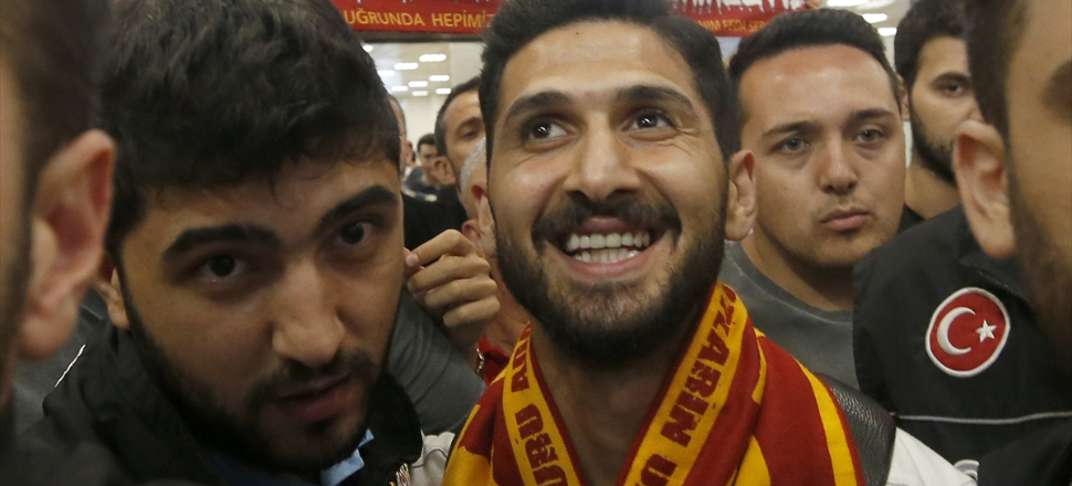 Emre Akbaba'dan büyük fedakarlık!
