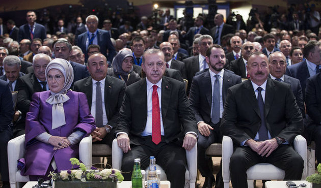 Bakü-Tiflis-Kars Demiryolu Hattı görkemli bir törenle açıldı!