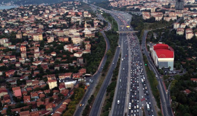 İstanbul'dan kaçış başladı!