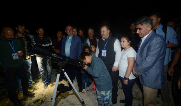 Bakan Varank "Gökyüzü Gözlem Şenliği'nde!
