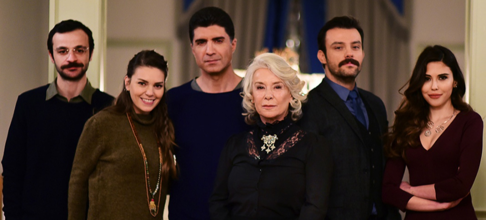 Güzel oyuncu, İstanbullu Gelin kadrosunda!