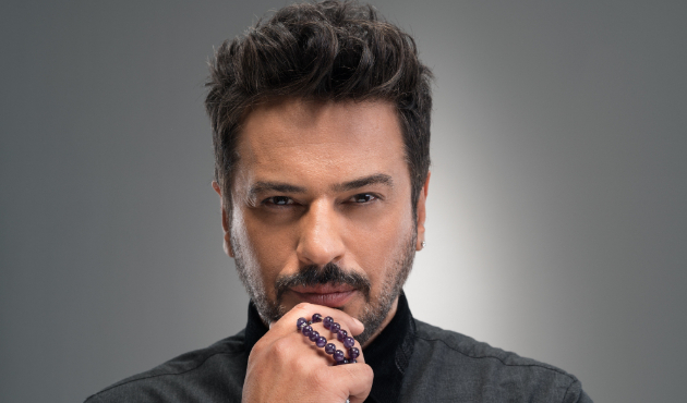 Emre Altuğ ve Beşir Baba'dan selfie!