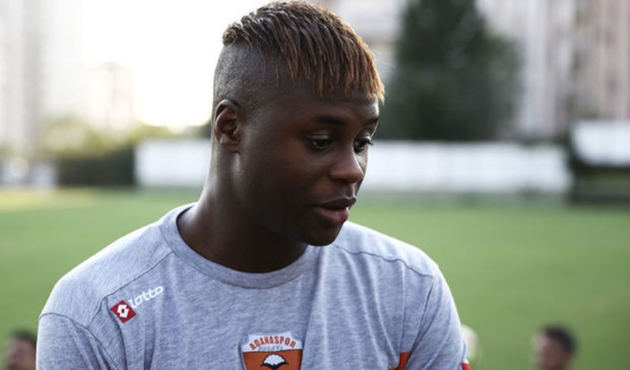 Adanasporlu Gueye Levski Sofya'ya transfer oluyor!
