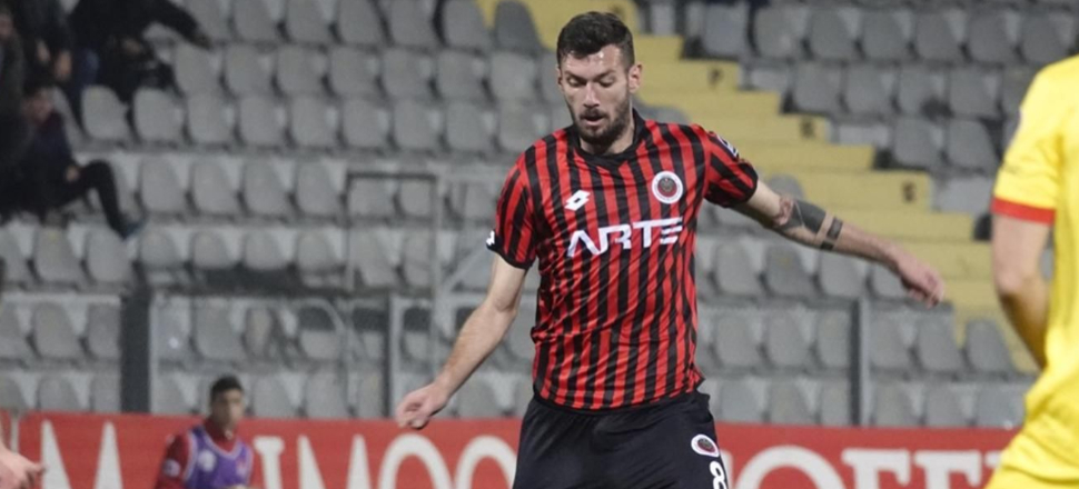Beşiktaş'ın rakibine Gençlerbirliği'nden transfer!