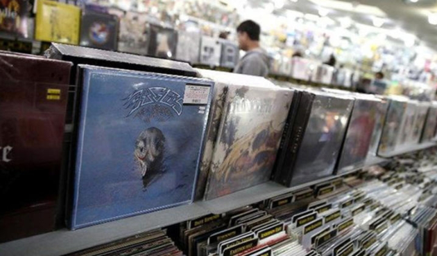 Eagles, Michael Jackson'u tahttan indirdi!