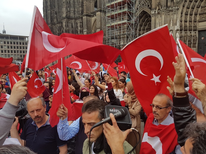 Almanya'da Türklerle ilgili skandal sözler!