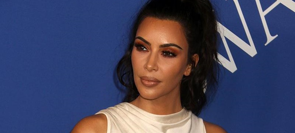 Kim Kardashian'ın tarzı alay konusu oldu!