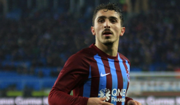 Trabzonspor'a bir şok da Abdülkadir'den!