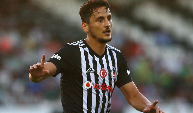 Mustafa Pektemek ayrılıyor!