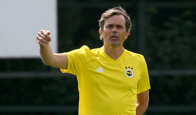 Cocu'dan Aykut Kocaman'a gönderme!