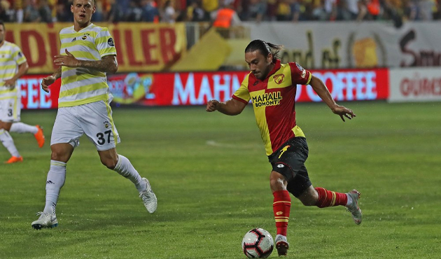Fenerbahçe'de kan kaybı sürüyor...