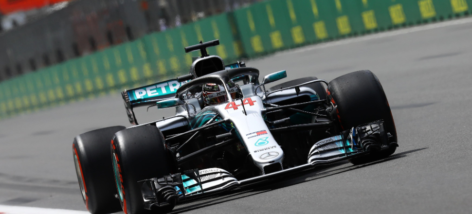 Belçika'da pole pozisyonu Hamilton'ın!