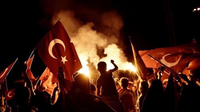 ODTÜ'lüler bildiğiniz gibi... Selalara tepki, erlerin başı kesildi yalanına devam!