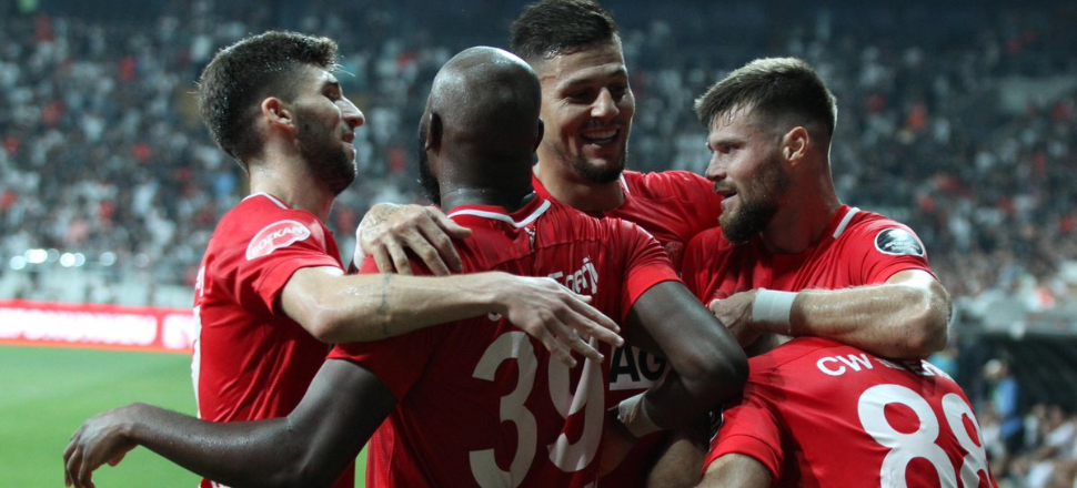 Beşiktaş'a Antalyaspor şoku! 2-3