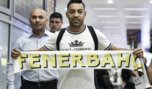 Yeni transfer İstanbul'a geldi!