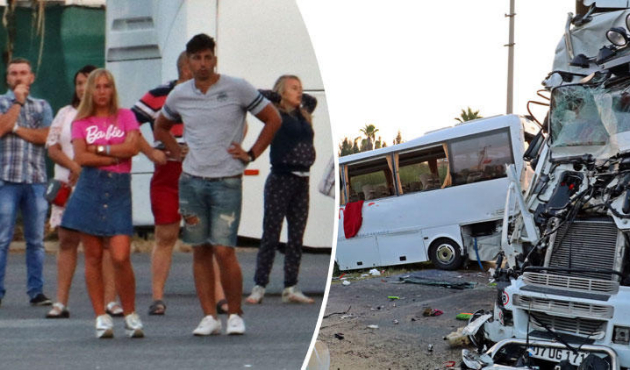 Turistleri taşıyan midibüse TIR çarptı!