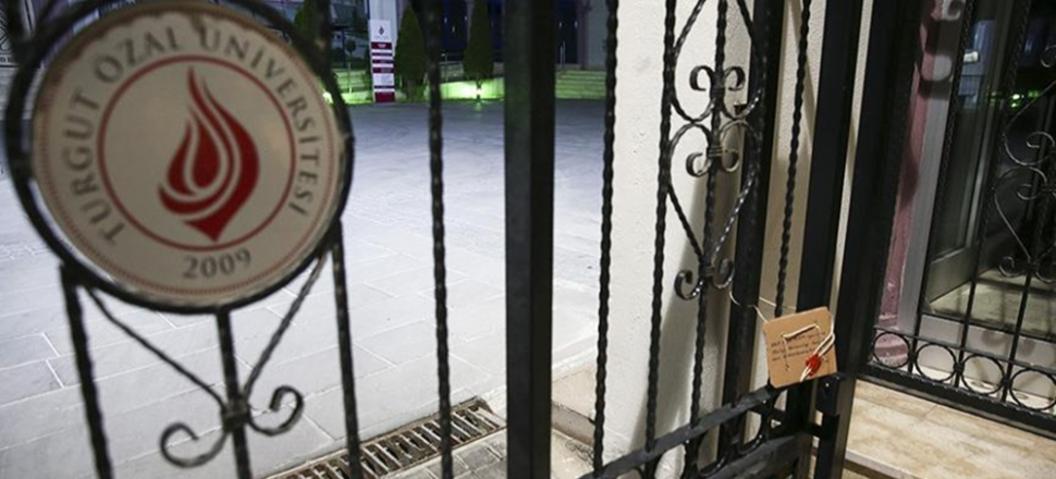 Sınırda yakalanan FETÖ'cü başhekime 15,5 yıl hapis