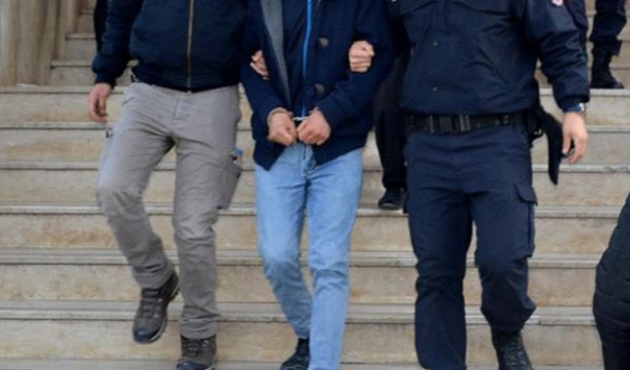 Kırmızı bültenle aranıyordu! İstanbul'da yakalandı