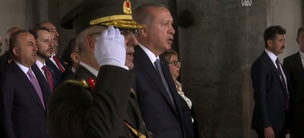 Erdoğan ve devlet erkanı Anıtkabir'i ziyaret etti!