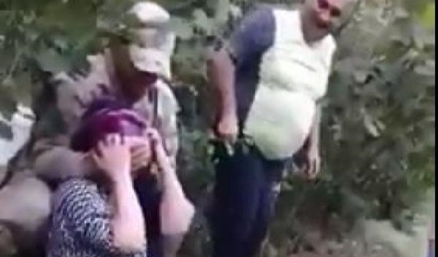 Askerden annesine duygusal sürpriz!