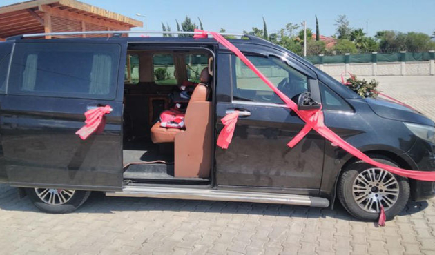 Düğün arabası sanıldı, gerçek ise bambaşkaydı!