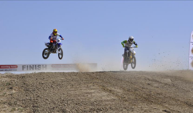 Motokrosta Dünya Şampiyonası heyecanı!