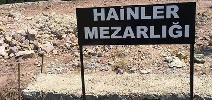 Diyanet istedi, o tabela kaldırıldı