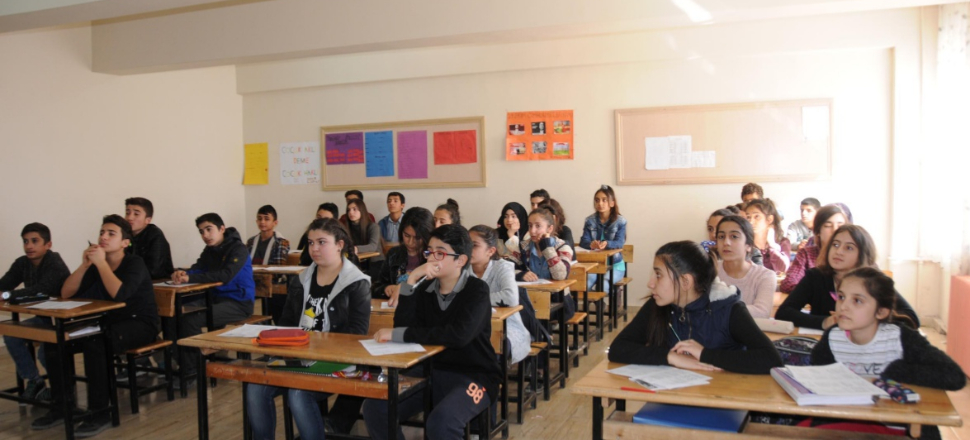 Bakanlıktan devamsızlık yapmayan öğrencilere müjde!