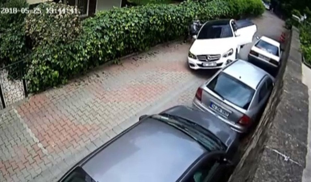 Bir başına tüm çeteyle mücadele etti!