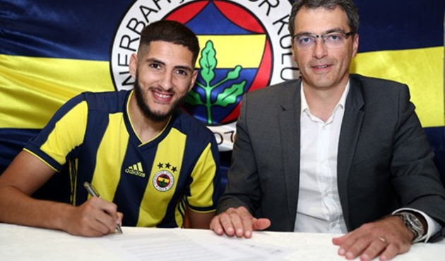 Yassine Benzia Fenerbahçe'de...