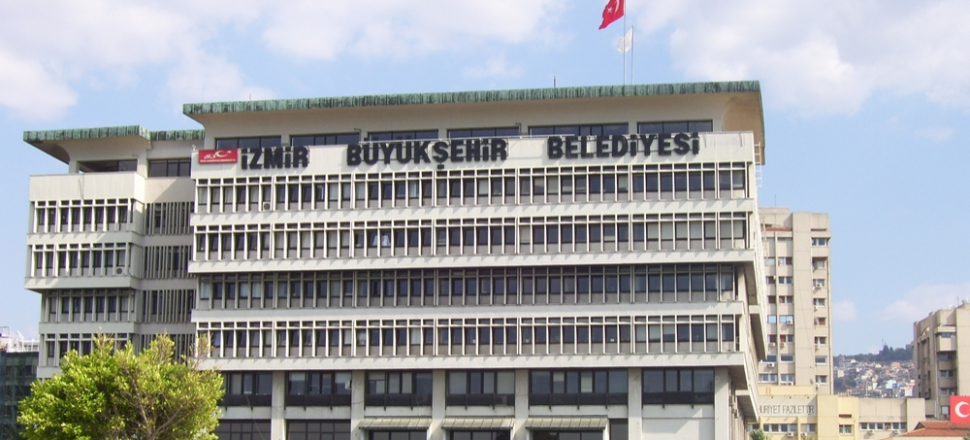 İzmir Büyükşehir'de adrese teslim ihale skandalı!