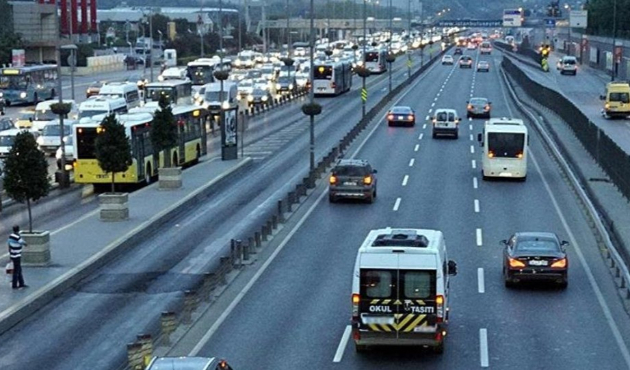 Pazartesi günü İstanbul'da ulaşım ücretsiz!